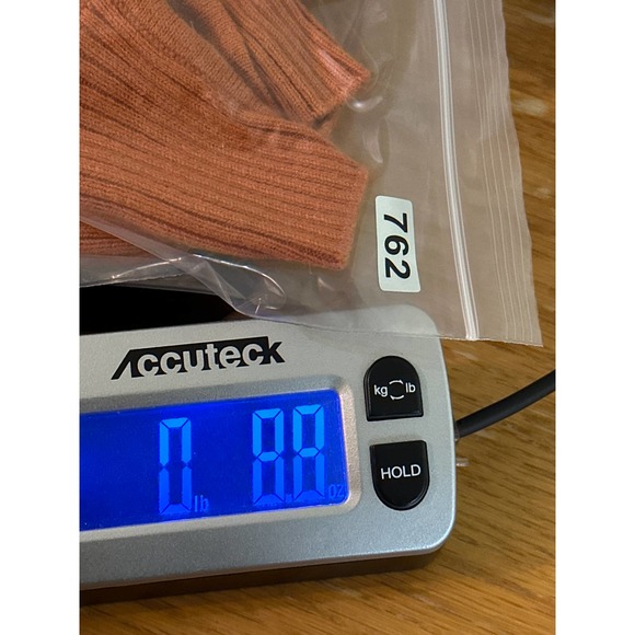 Banana Republic Women’s Sweater Small - Picture 10 of 10